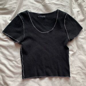 Brandy Melville baby tee